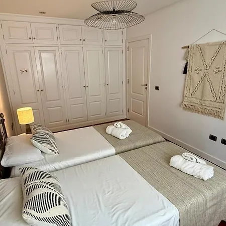 Villa Luxurious In With Pool And Great Views