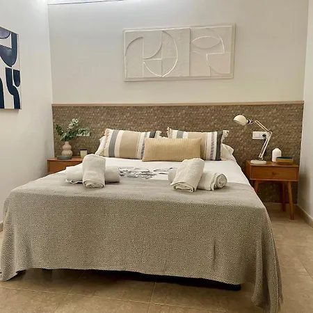 Luxurious In With Pool And Great Views Villa