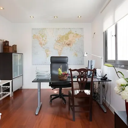 Luxurious In With Pool And Great Views Villa