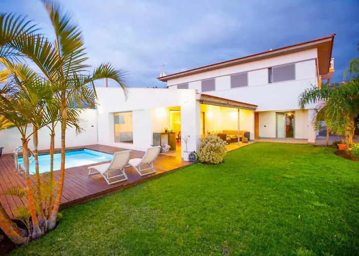 Villa Luxurious In With Pool And Great Views *